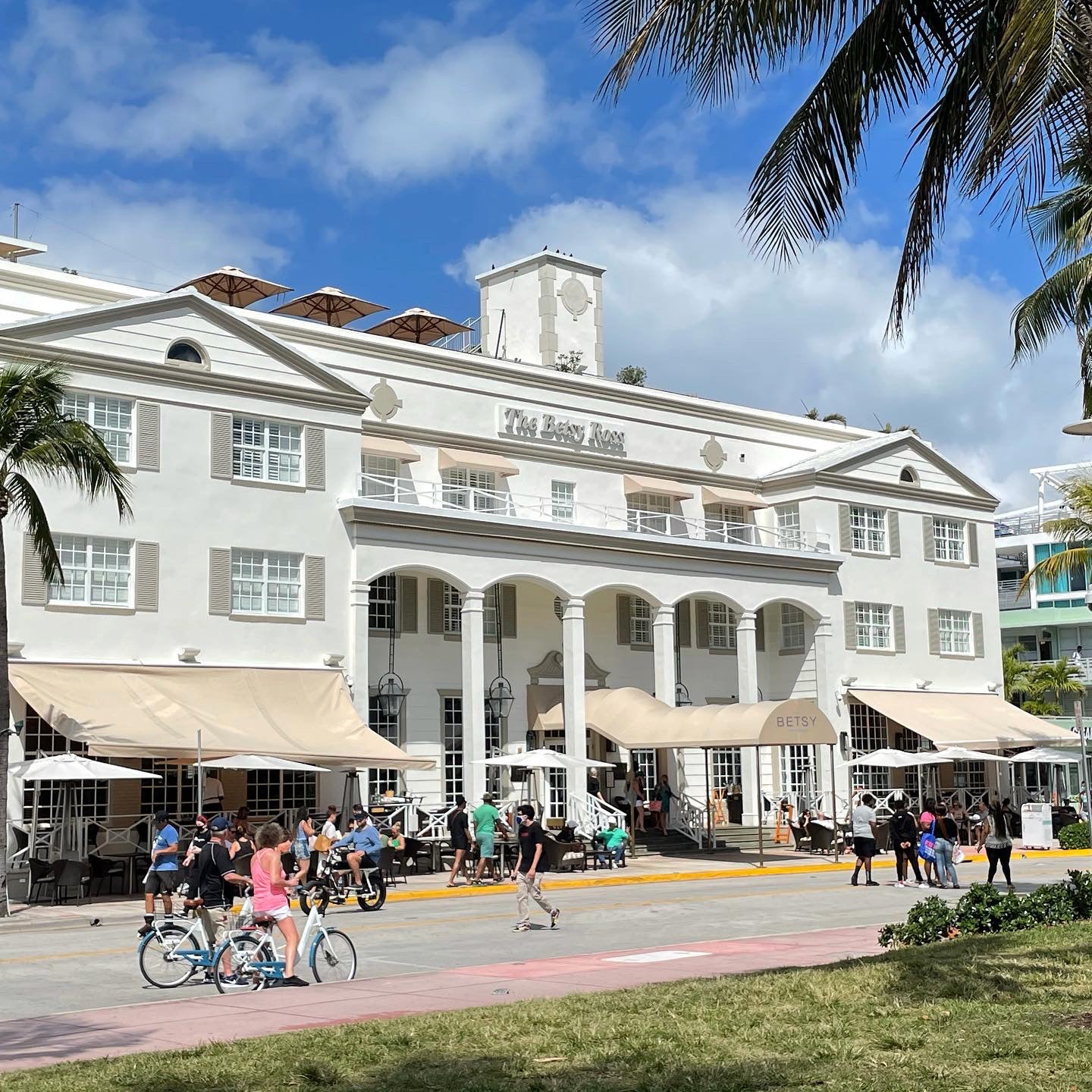 CUSTOM PORTRAITS, Betsy Hotel, Miami Beach